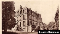 Château des Ombrages, пансион в Марли ле Руа под Парижем, принадлежавший Виктору Луи. 1920-e гг. Источник: Wikipedia