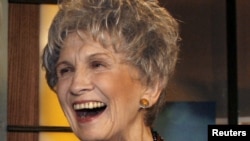 Alice Munro