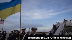 США. Президент Украины Петр Порошенко прибыл с рабочим визитом в Вашингтон. 30.03.2016 