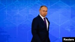 Владимир Путин на пресс-конференции в Москве, 23 декабря 2021 года