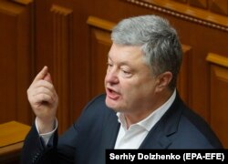 Петр Порошенко выступает в Киеве 2 октября