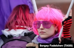 Марш и митинг "Свобода! Равенство! Сестринство!" в Москве в 2018 году