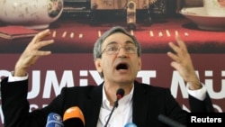 Orhan Pamuk