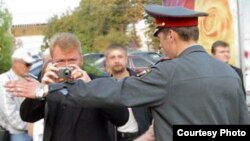 Попытка сфотографировать может дорого обойтись фотографу